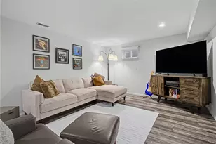 2742 Greenridge Cir, Beavercreek, OH 45431 - Photo 22