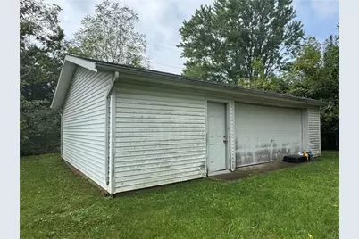 11794 S Wolf Creek Pike, Brookville, OH 45309 - Photo 4