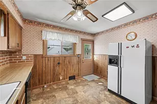 117 W Hill St, Pleasant Hill, OH 45359 - Photo 10