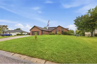 2379 Meadow Green Drive, Beavercreek, OH 45431 - Photo 2
