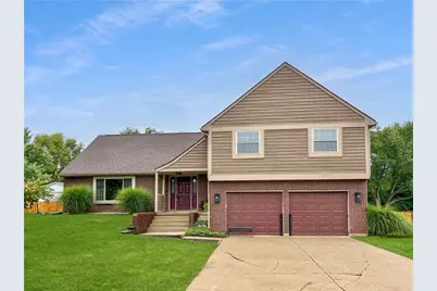 6800 Curtwood Drive, Tipp City, OH 45371 - Photo 2