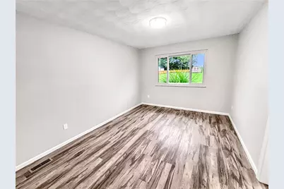 6800 Curtwood Drive, Tipp City, OH 45371 - Photo 12