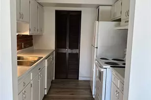 2167 W Schantz Ave, Kettering, OH 45409 - Photo 8