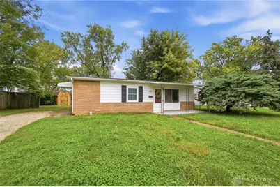 800 N Scott Street, New Carlisle, OH 45344 - Photo 2