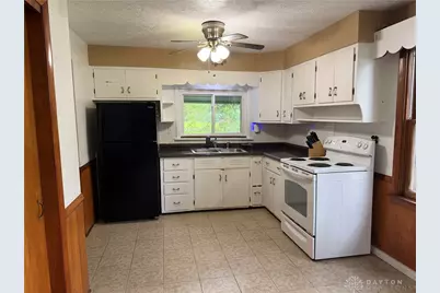 8923 W National Road, Brookville, OH 45309 - Photo 6