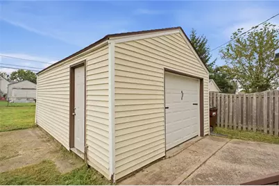 2019 E Bataan Drive, Kettering, OH 45420 - Photo 38