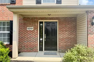 5251 Mallet Club Dr, Dayton, OH 45439 - Photo 2