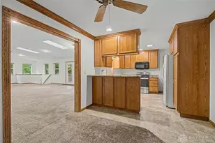 5748 Mallard Dr, Huber Heights, OH 45424 - Photo 18