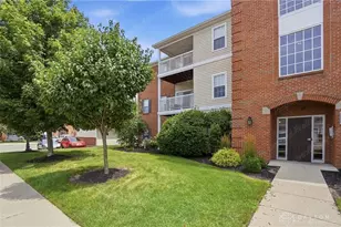 2636 Harding Ct, Beavercreek, OH 45431 - Photo 2