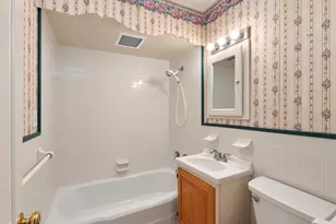 5784 Enright Ave, Riverside, OH 45431 - Photo 10