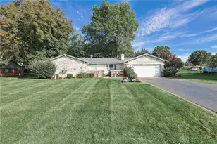 885 Michaels Rd, Tipp City, OH 45371 - Photo 1