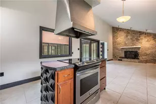 7249 Pepperton Ct, Dayton, OH 45415 - Photo 14