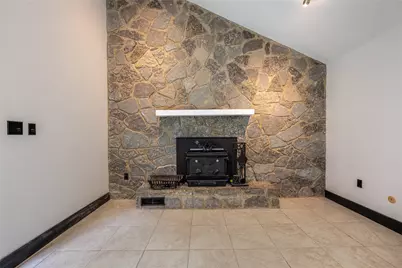 7249 Pepperton Court, Dayton, OH 45415 - Photo 8