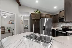 226 Old Pond Rd, Springboro, OH 45066 - Photo 14