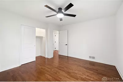 136 E Ridgeway Drive, Centerville, OH 45459 - Photo 18