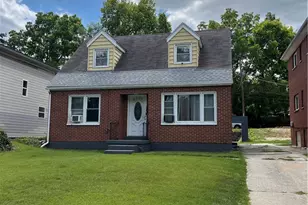 2005 Riverside Dr, Dayton, OH 45405 - Photo 1