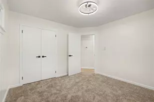 9221 N Main St, Dayton, OH 45415 - Photo 32