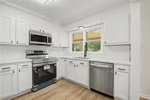 9221 N Main St, Dayton, OH 45415 - Photo 18