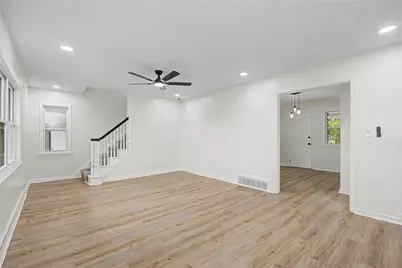 9221 N Main Street, Dayton, OH 45415 - Photo 10