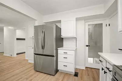 9221 N Main Street, Dayton, OH 45415 - Photo 20