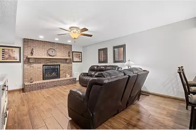 10525 Frederick Pike, Vandalia, OH 45377 - Photo 16