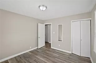 702 Allenwood Ct, Dayton, OH 45420 - Photo 6