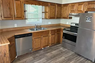 702 Allenwood Ct, Dayton, OH 45420 - Photo 2