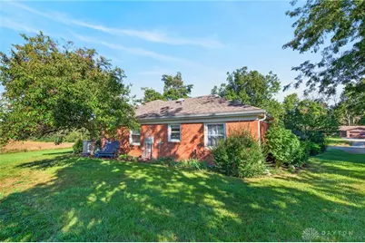 4995 Meadowcrest Lane, New Paris, OH 45347 - Photo 12