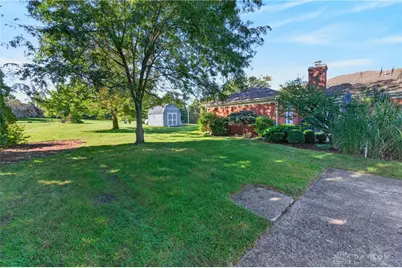 4995 Meadowcrest Lane, New Paris, OH 45347 - Photo 6