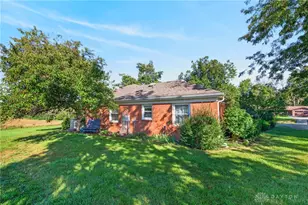 4995 Meadowcrest Ln, New Paris, OH 45347 - Photo 12
