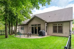 2060 Terrace Glen Ct, Beavercreek, OH 45431 - Photo 2