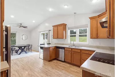 5907 Verdi Drive, Dayton, OH 45449 - Photo 6