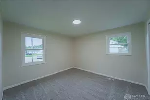 2128 Brennan Ln, Springfield, OH 45506 - Photo 22