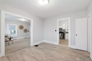 849 Creighton Ave, Dayton, OH 45410 - Photo 8