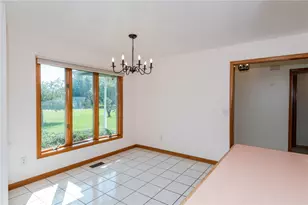 7825 Belle Plain Dr, Huber Heights, OH 45424 - Photo 6