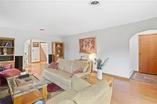 350 Greenmount Blvd, Oakwood, OH 45419 - Photo 8