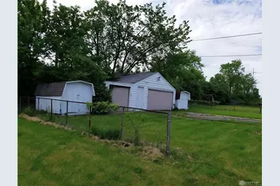 137 Bluecrest Avenue, Dayton, OH 45417 - Photo 4