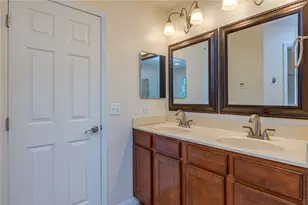 5751 Oak Creek Trail, Huber Heights, OH 45424 - Photo 36