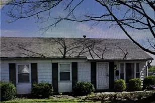 200 Tulip Dr, West Carrollton, OH 45449 - Photo 1