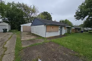 1614 S Gettysburg Ave, Dayton, OH 45417 - Photo 1