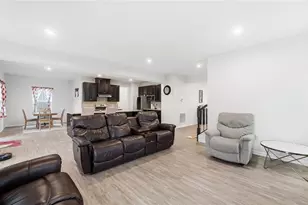 114 Ridgebrook Trl, Beavercreek Twp, OH 45385 - Photo 8