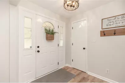 887 New England Avenue, Centerville, OH 45429 - Photo 6