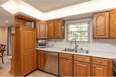 887 New England Avenue, Centerville, OH 45429 - Photo 16