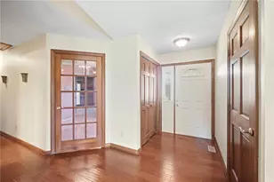 9625 Clearcreek Franklin Rd, Springboro, OH 45342 - Photo 10