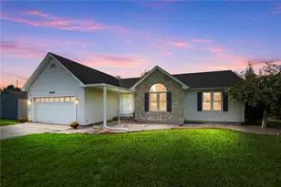 9625 Clearcreek Franklin Rd, Springboro, OH 45342 - Photo 1