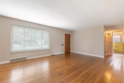 327 Patterson Road, Oakwood, OH 45419 - Photo 6