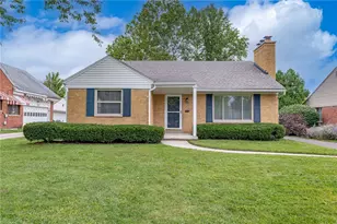 327 Patterson Rd, Oakwood, OH 45419 - Photo 1