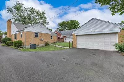 327 Patterson Road, Oakwood, OH 45419 - Photo 2