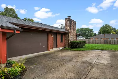 1211 Agate Trail, Washington Twp, OH 45459 - Photo 4