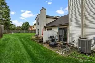 8475 Woodgrove Dr, Washington Twp, OH 45458 - Photo 28